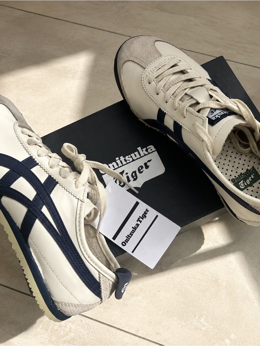 Onitsuka Tiger by Asics Men’s Cream & Navy Mexico 66 Sneakers